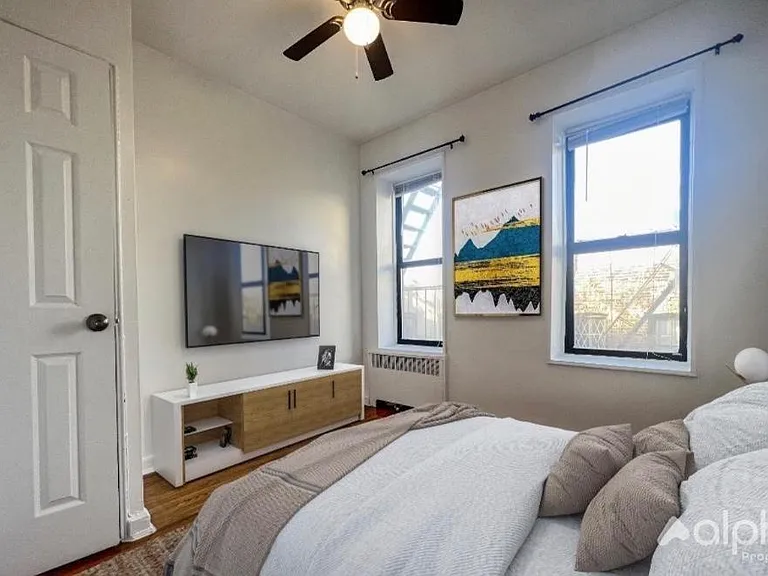 315 E 108th St #1F — Photo 2