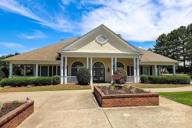 2125 McKenzie Creek Dr — Photo 27