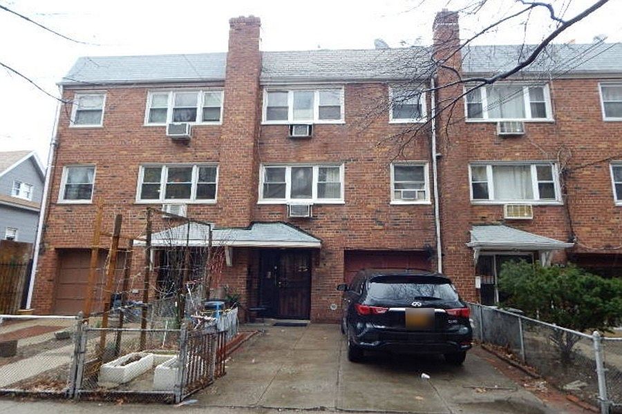 1st image of 9023 48th Ave