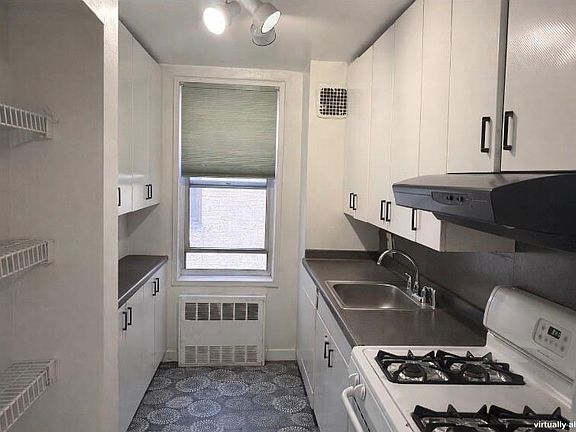 2nd image of 2035 E 7th St APT 3J
