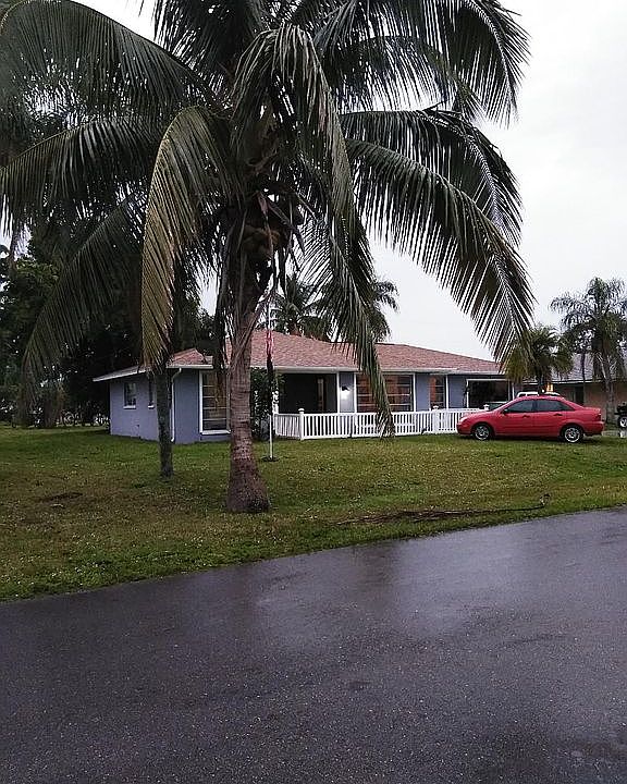 1st image of 230 SW 38th Ter