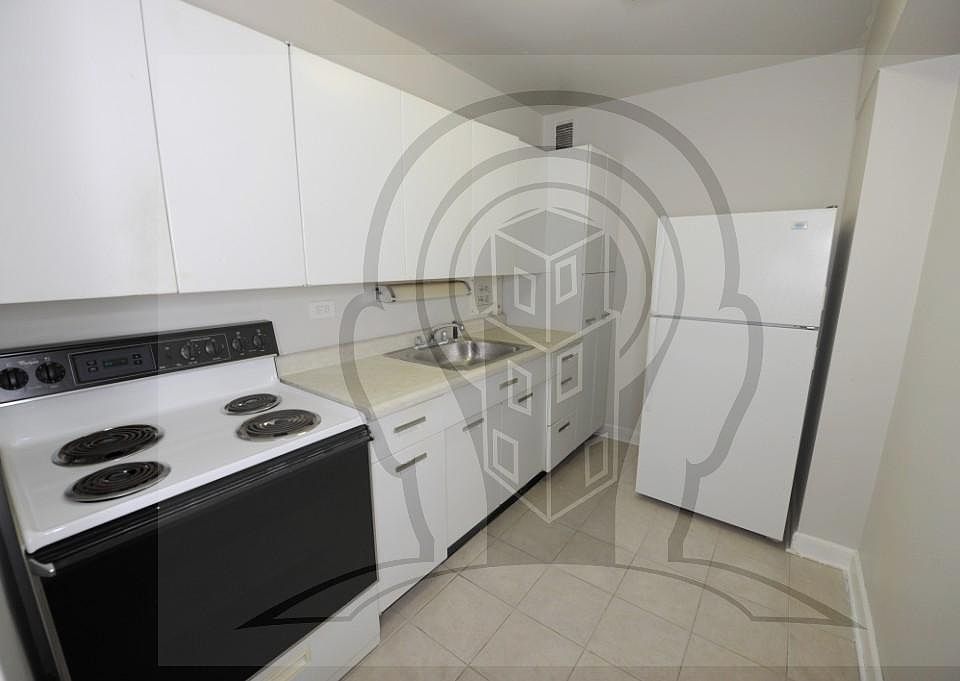 2nd image of 7337 S South Shore Dr APT 703