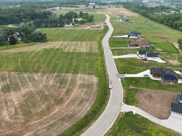 440 BEERE LANE, Burlington, WI 53105