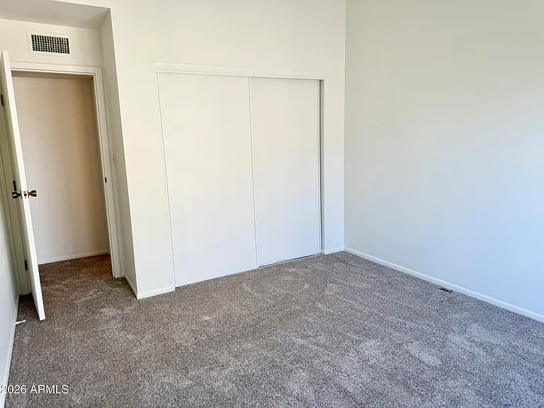 5631 N 79th St #4 — Photo 31