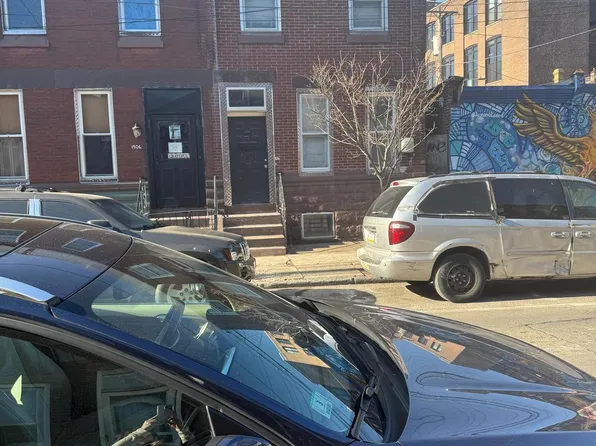 1904 E Orleans St, Philadelphia, PA 19134