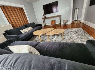 19 Bridgeport St #1, Worcester, MA 01604