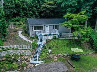 30 Rustic Rd, Ridgefield, CT 06877