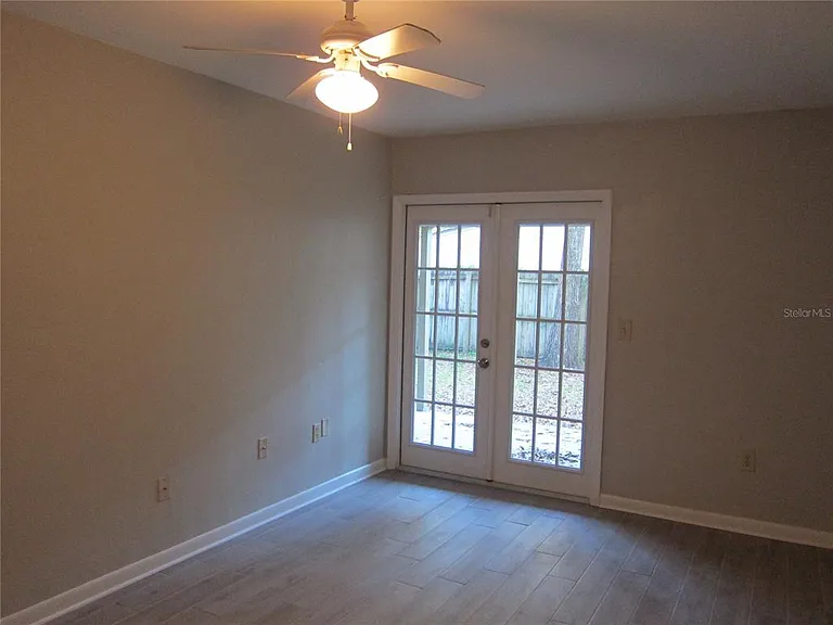 7019 SW 21st Ln — Photo 25