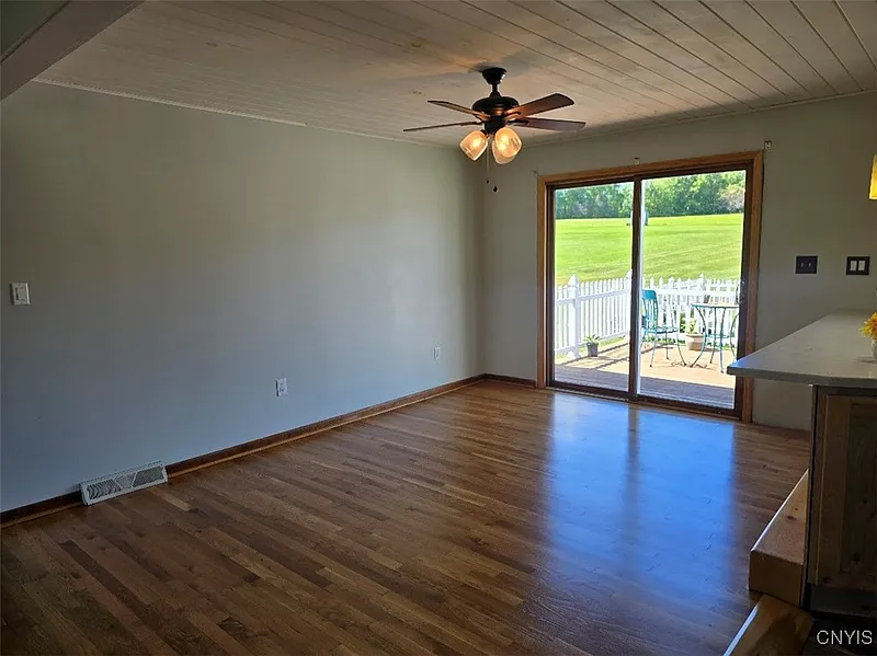 Thumbnail 18