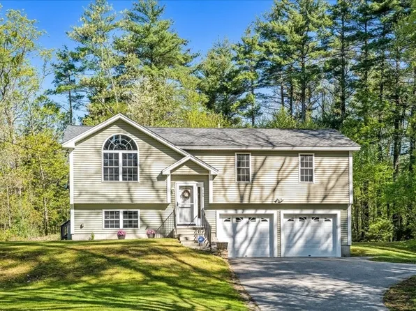166 Berry Corner Rd, Charlton, MA 01507