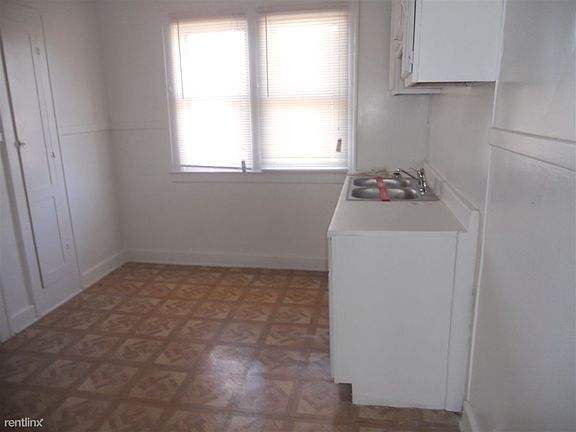 8529 Indiana kitchen