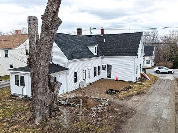 3rd image of 345 S Main Street