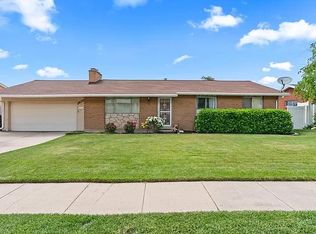 1930 Bonneview Dr, Bountiful, UT 84010