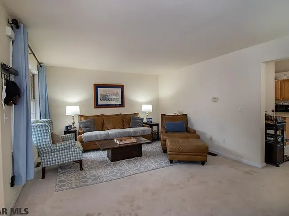 652 Oakwood Ave, State College, PA 16803