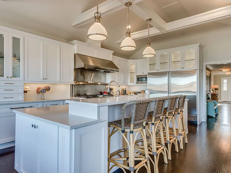 20 Millfarm Ln — Photo 8