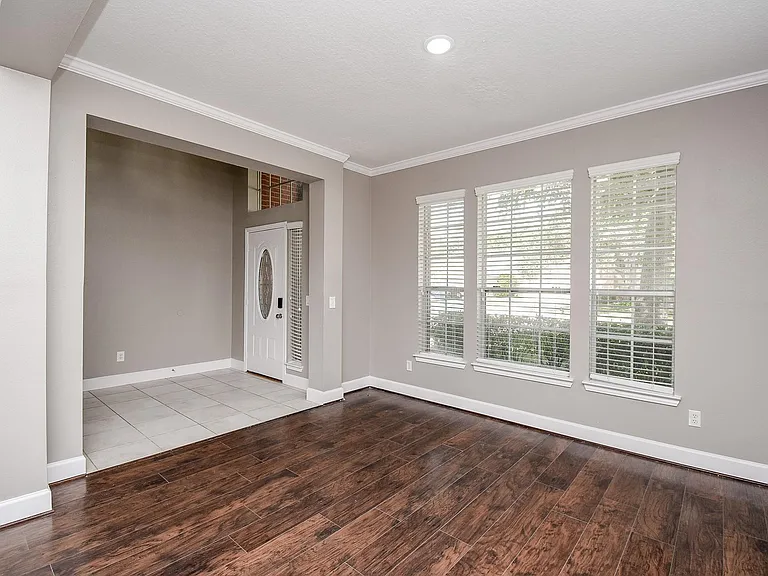 6318 Faulkner Ridge Dr — Photo 6