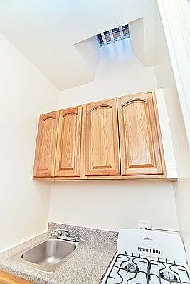 Rented by Living New York | media 6