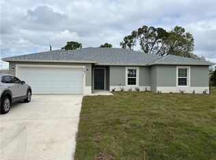 561 SW Duxbury Ave, Port Saint Lucie, FL 34983