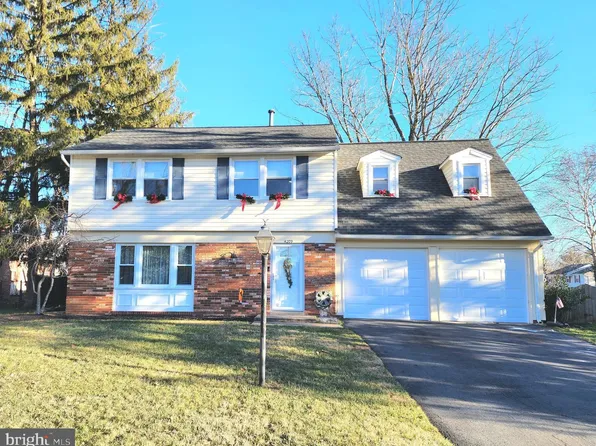 4209 Plaza Ln, Fairfax, VA 22033
