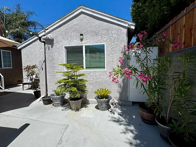 514 Hill Dr #B — Photo 8