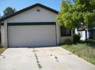 39225 Rising Hill Dr, Temecula, CA 92591