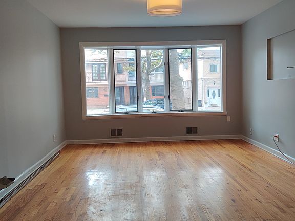 4th image of 600 Mayfair Dr S #1