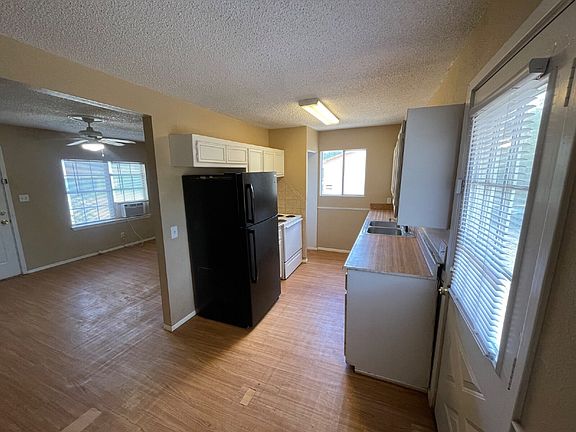 4th image of 2809 37th St