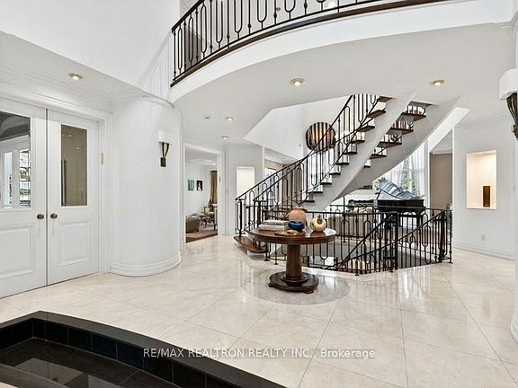 3rd image of 75 Arnold Ave