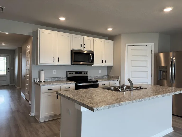 6359 Bellavia Ln — Photo 4