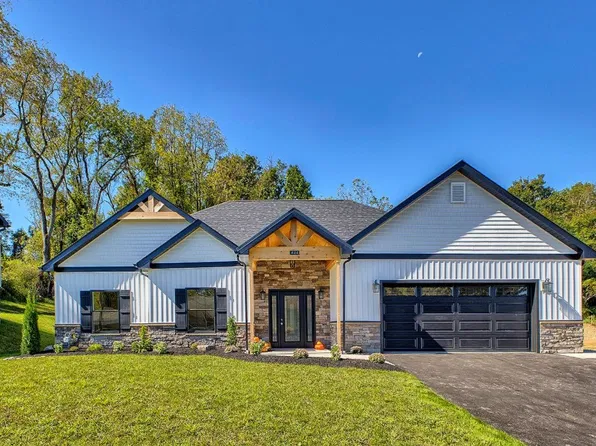 444 Wendel Rd, Irwin, PA 15642