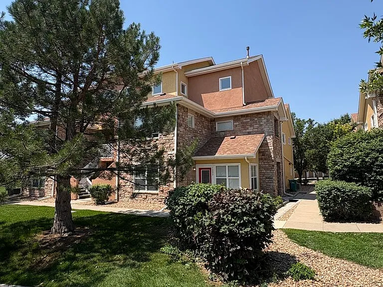 1002 Lucca Dr — Photo 22