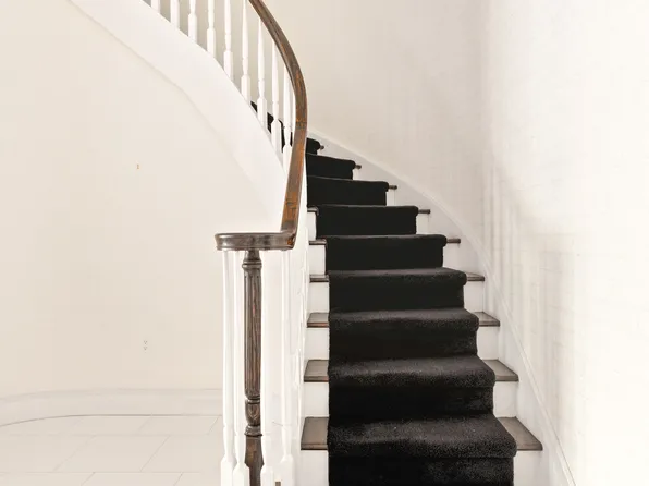 18 East 62nd Street image 12 of 21