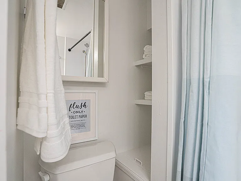 4027 Beach Dr SW #1 — Photo 14