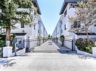 17736 Superior St UNIT 3, Northridge, CA 91325
