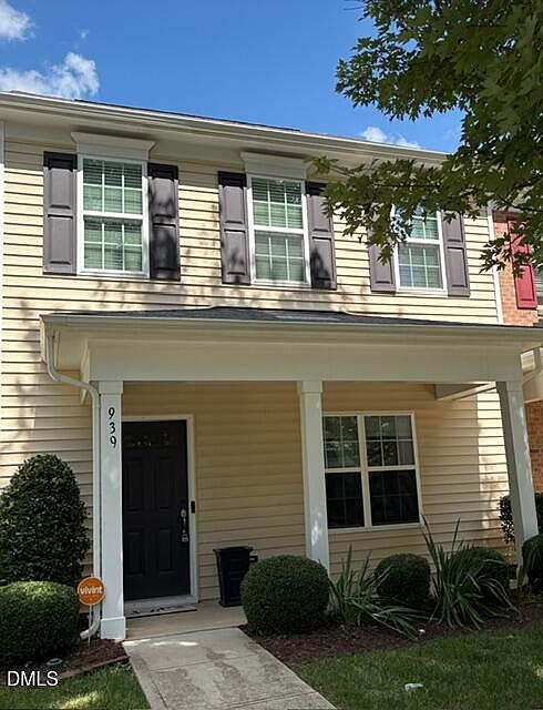 1st image of 939 Ileagnes Rd