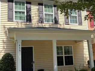 939 Ileagnes Rd, Raleigh, NC 27603