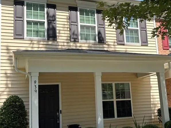 939 Ileagnes Rd, Raleigh, NC 27603