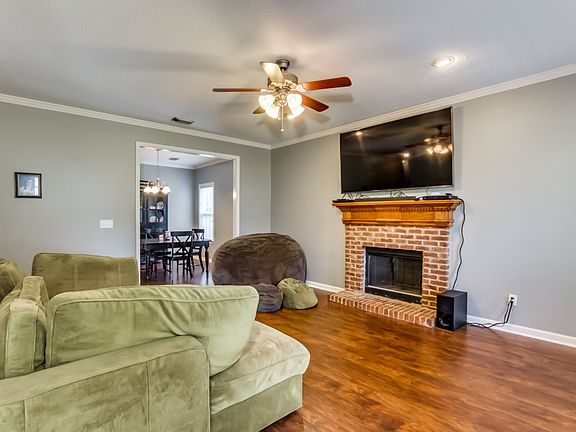 4th image of 15880 Lake Hills Dr