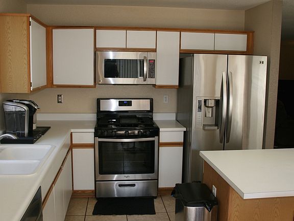 4th image of 4910 Mossbrook Ln