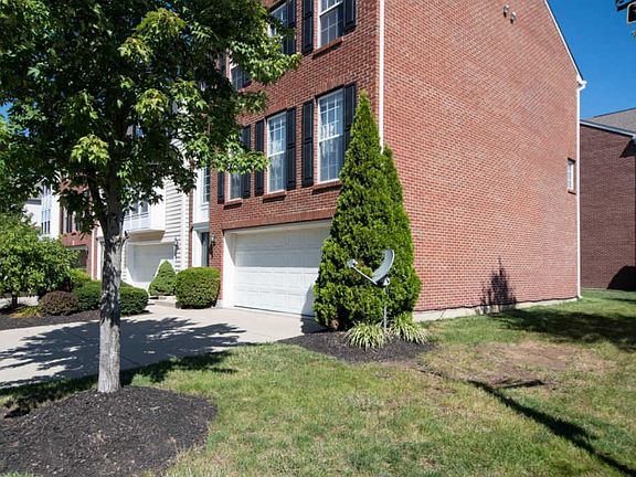 2nd image of 3360 Grand Falls Blvd