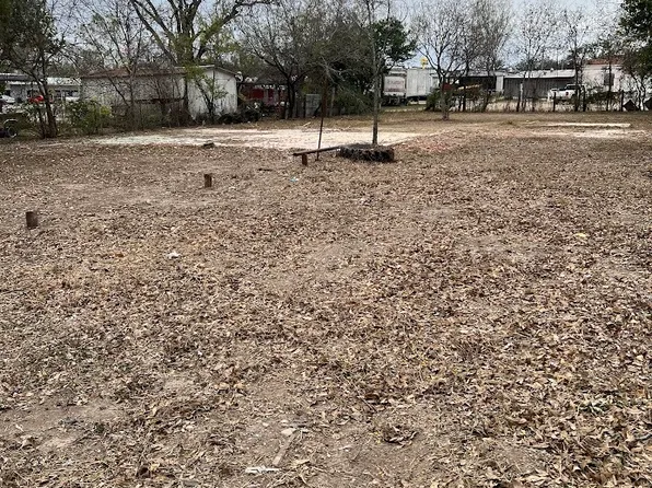 549 S CAMP ST LOT 15,16, Uvalde, TX 78801