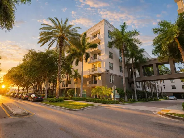2401 NE 65th Street #603, Fort Lauderdale, FL 33308