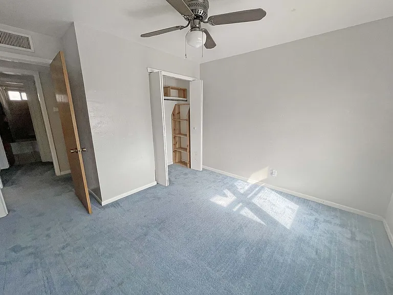 402 E Mesa Dr — Photo 5