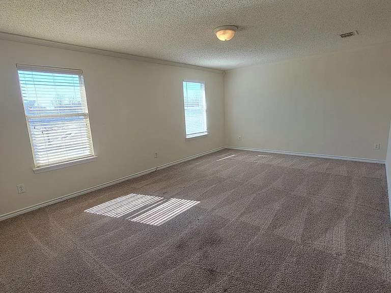 3418 Westview Dr — Photo 10