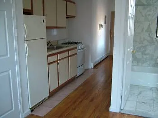 Rented by J Misrahi Realty Corp | media 2