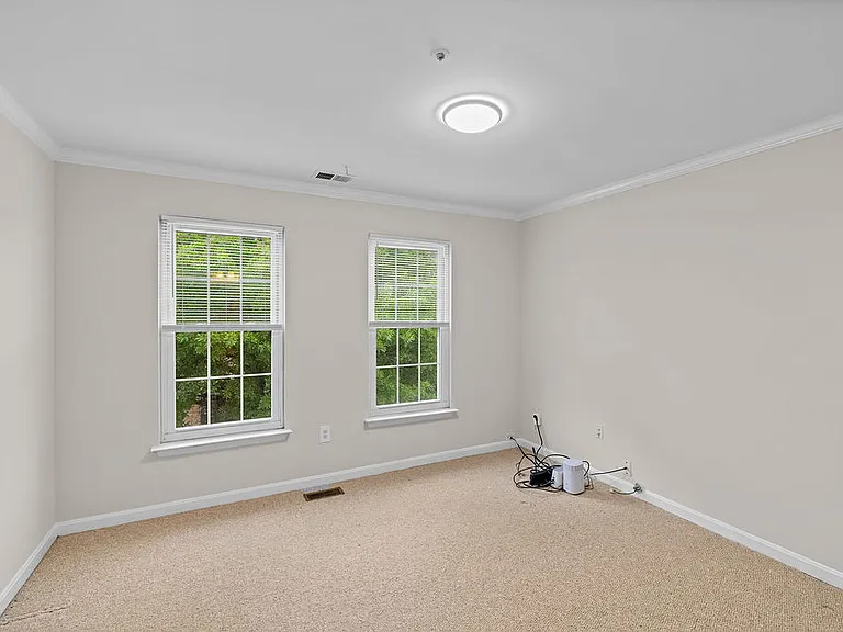 5714 Silk Tree Dr — Photo 22