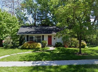 10305 Forest Ave, Fairfax, VA 22030