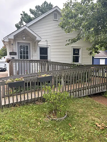 1425 Soo Marie Ave Photo 1