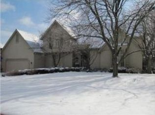 4705 W 88th St, Prairie Village, KS 66207