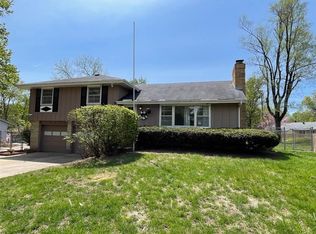 9605 E 79th St, Raytown, MO 64138